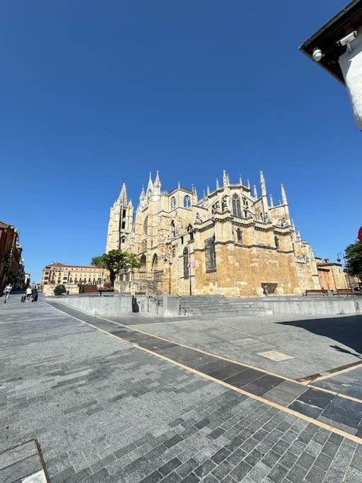 Alojamiento En Leon A 3' De La Catedral - Vut-Le1157 Eksteriør billede